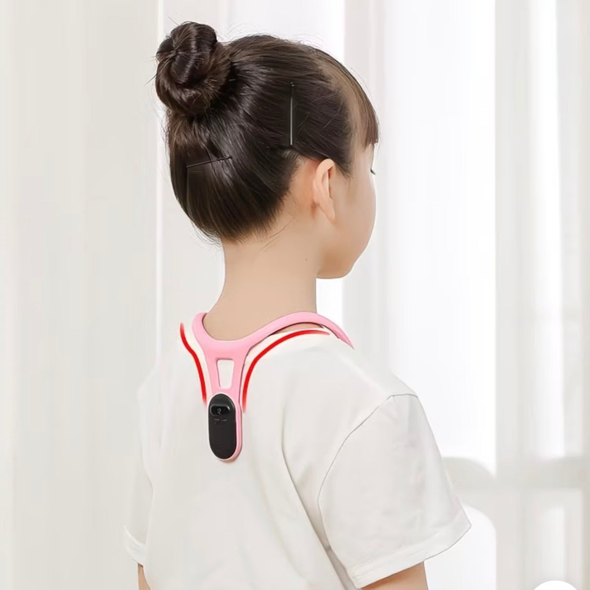 Improve your posture, reduce back, neck, and shoulder pain, and stand taller with confidence. Designed for all-day comfort, this smart posture corrector gently trains your body into proper alignment while supporting your daily activities.